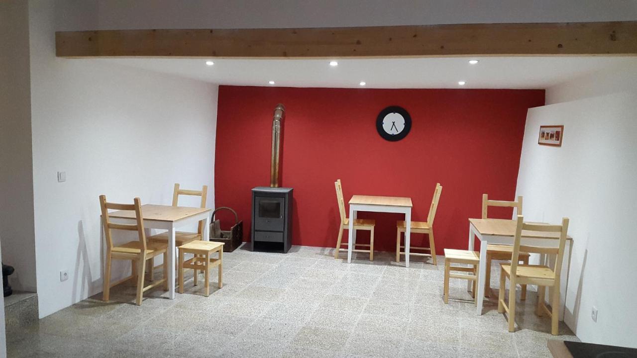 Quinta Quatro Ventos Bed & Breakfast เซอร์เทิน ภายนอก รูปภาพ