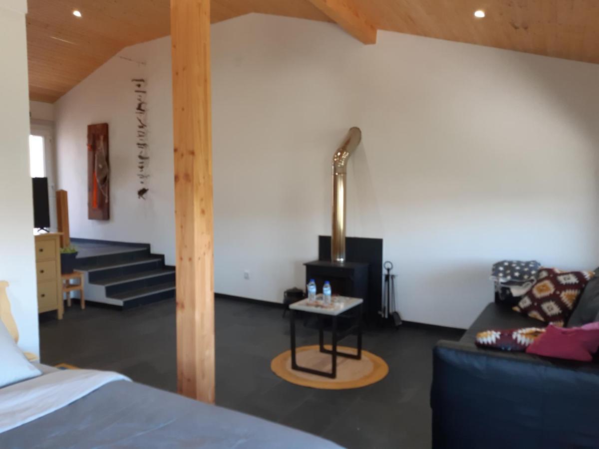 Quinta Quatro Ventos Bed & Breakfast เซอร์เทิน ภายนอก รูปภาพ