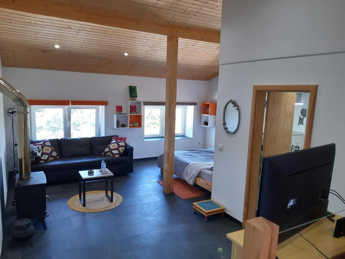 Quinta Quatro Ventos Bed & Breakfast เซอร์เทิน ภายนอก รูปภาพ
